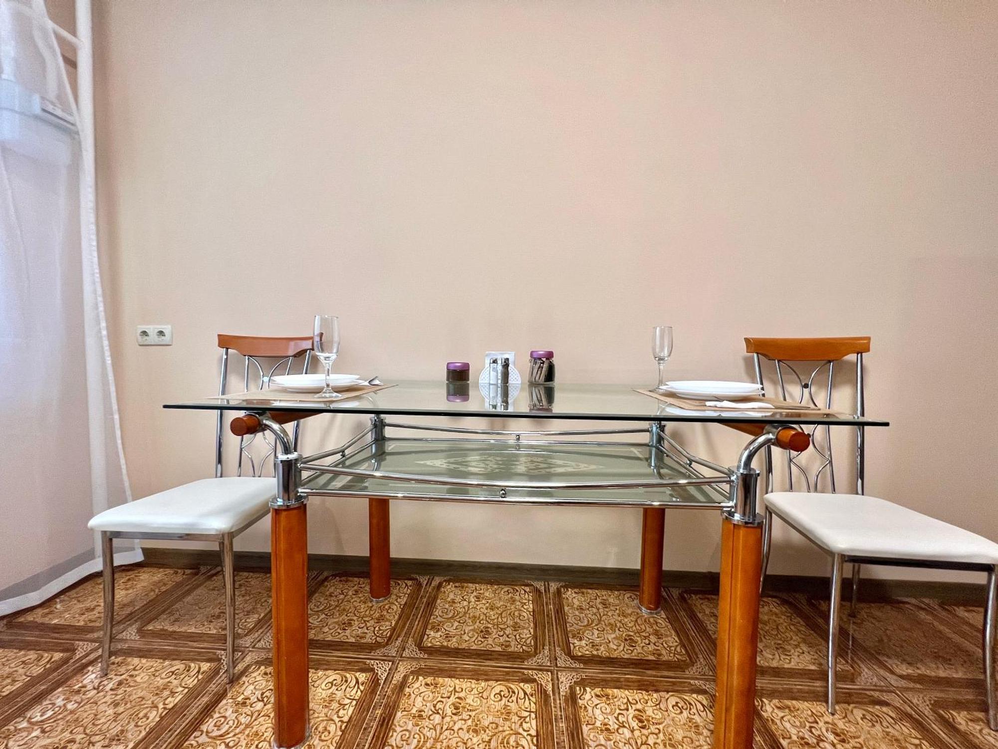 Apartpoltava: Spacious Comfort in Polтава's Heart Exterior photo