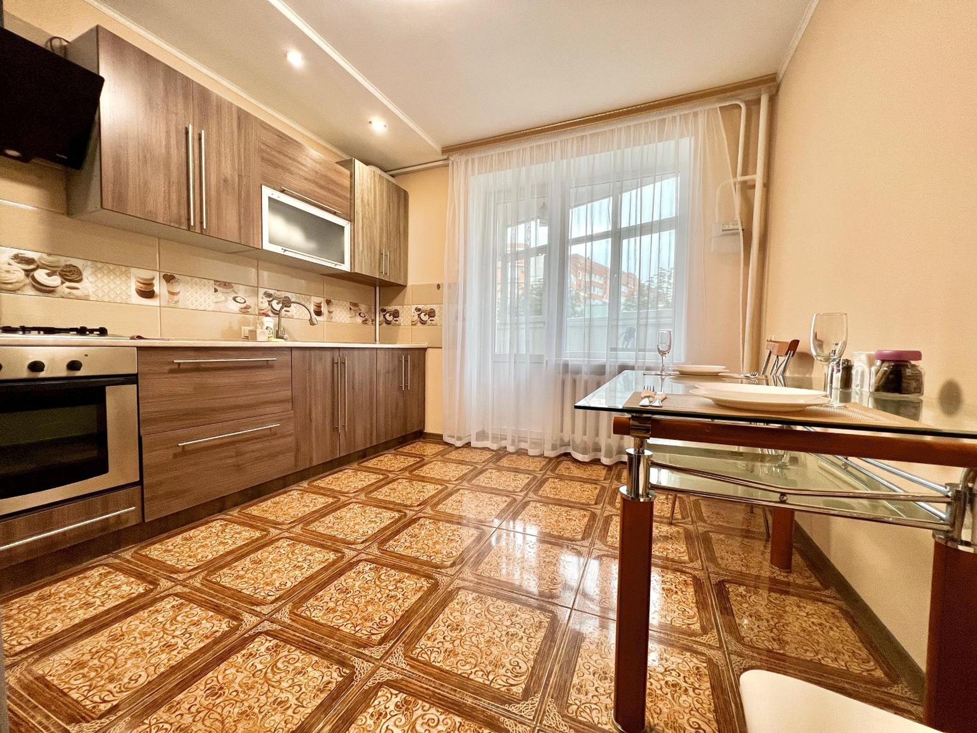 Apartpoltava: Spacious Comfort in Polтава's Heart Exterior photo